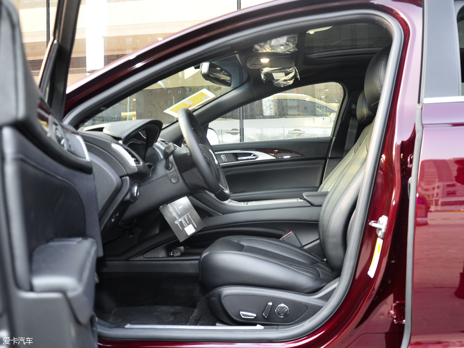2017ֿMKZ Hτ(dng) 2.0L ǰ(q)Ű
