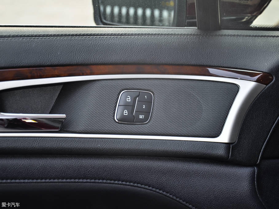 2017���ֿ�MKZ H��τ��� 2.0L ǰ����Ű�