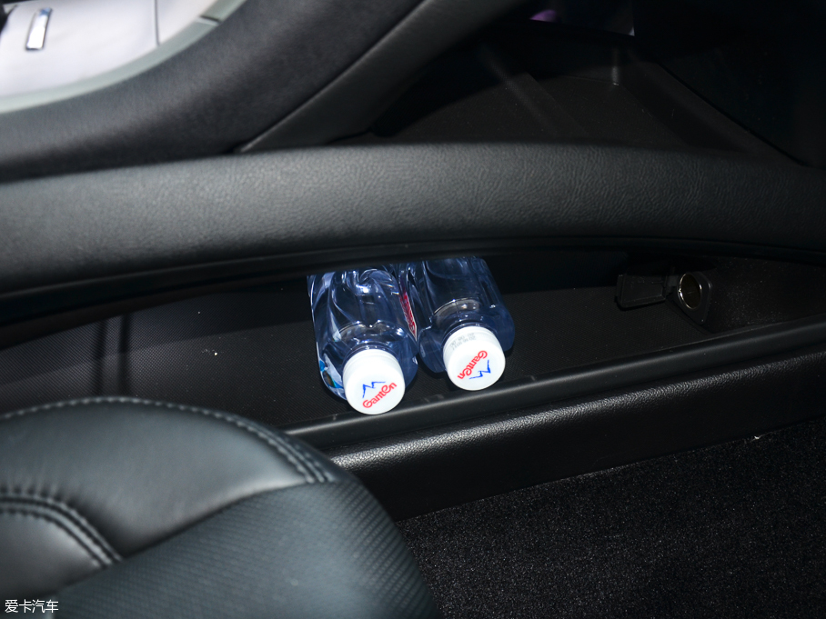 2017ֿMKZ Hτ(dng) 2.0L ǰ(q)Ű