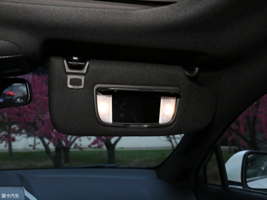 2017ֿMKZ Hτ 2.0L ǰҫ