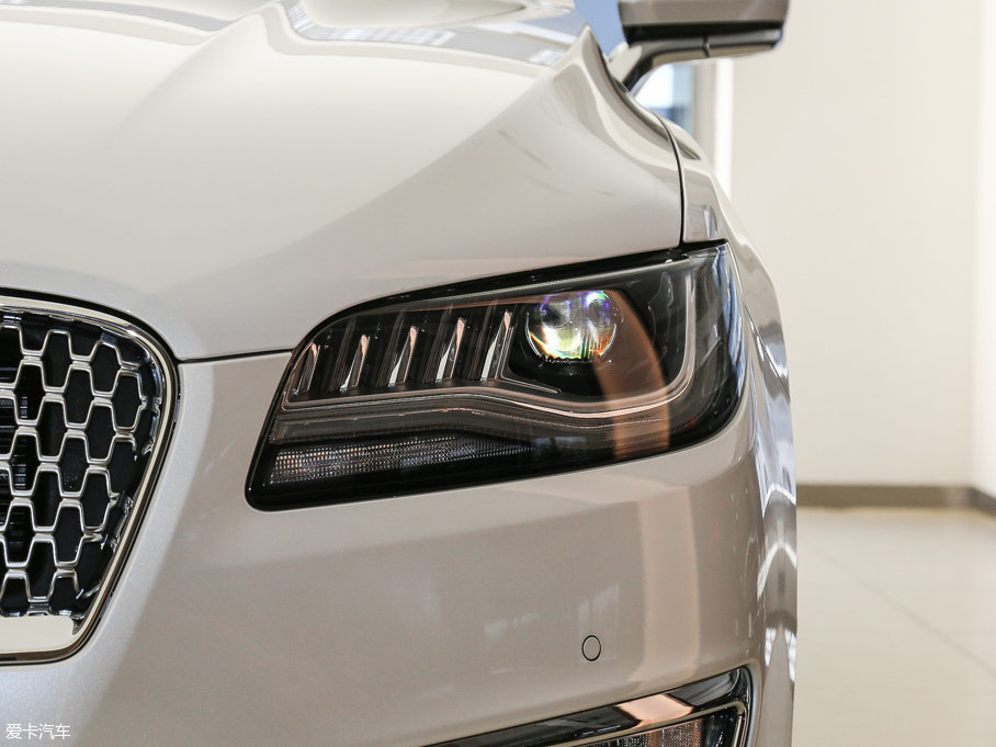 2017ֿMKZ Hτ 2.0L ǰ(q)Ű