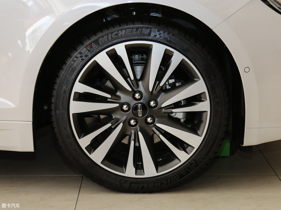 2017ֿMKZ Hτ 2.0L ǰ(q)Ű