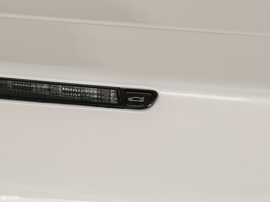 2017ֿMKZ Hτ(dng) 2.0L ǰ(q)Ű