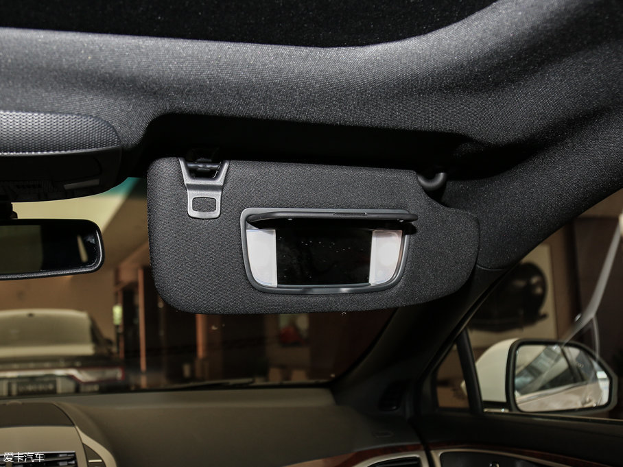 2017ֿMKZ Hτ 2.0L ǰŰ