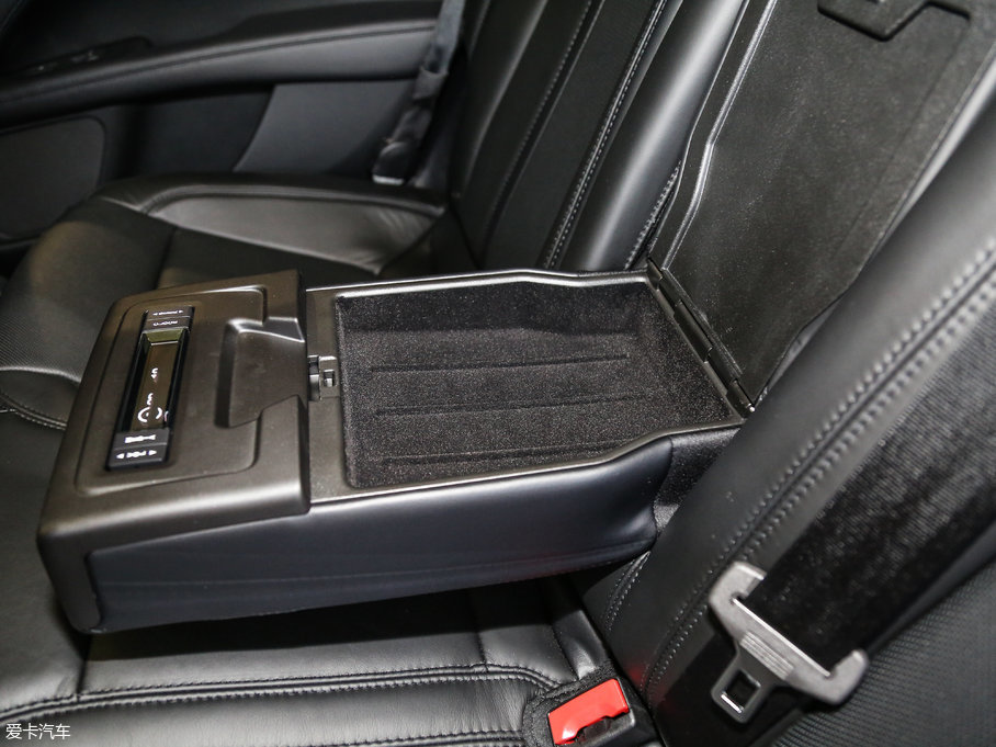 2017ֿMKZ Hτ(dng) 2.0L ǰ(q)Ű