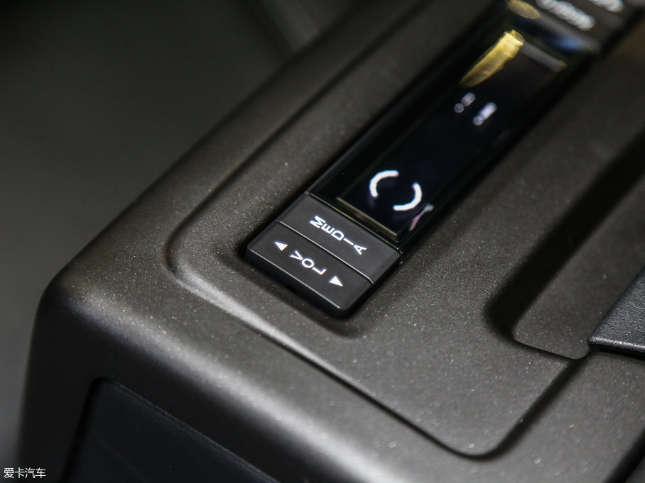 2017ֿMKZ Hτ 2.0L ǰŰ