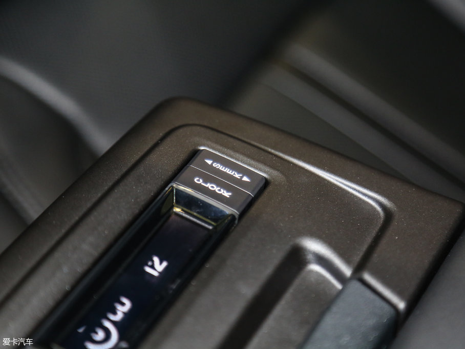 2017ֿMKZ Hτ 2.0L ǰŰ