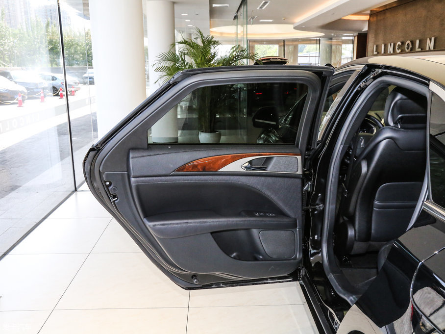 2017ֿMKZ Hτ 2.0L ǰ(q)Ű