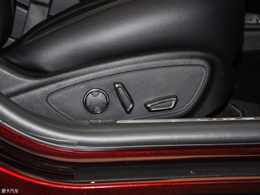 2017ֿMKZ Hτ(dng) 2.0L ǰ(q)