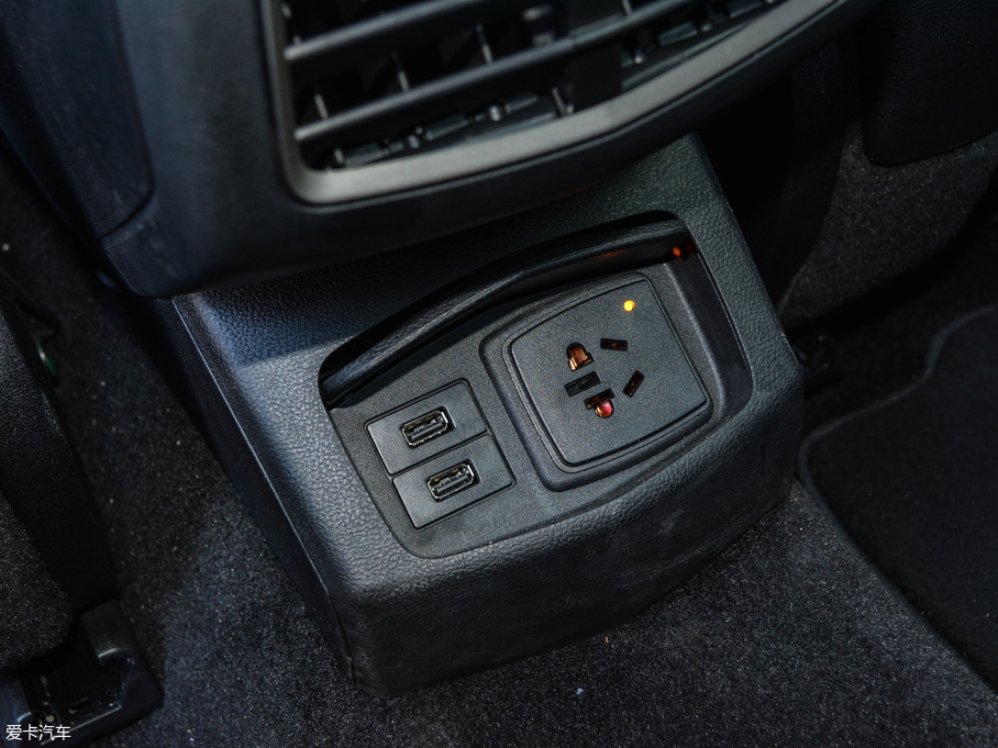 2017ֿMKZ Hτ(dng) 2.0L ǰ(q)ҫ