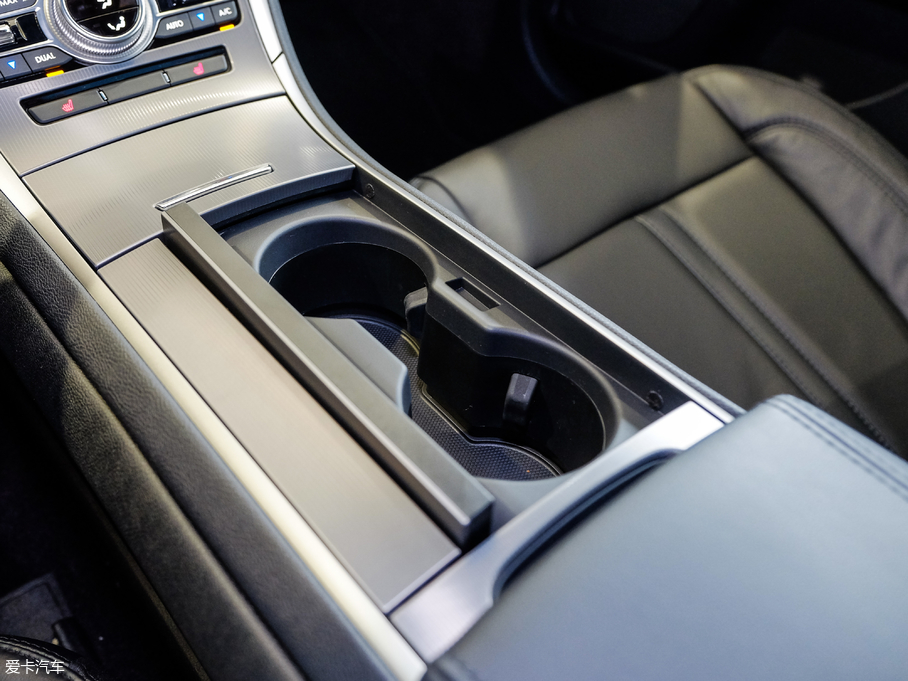 2017���ֿ�MKZ H��τ��� 2.0L ǰ�������