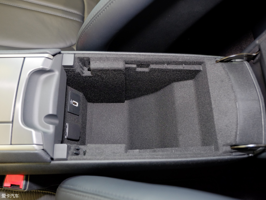 2017ֿMKZ Hτ(dng) 2.0L ǰ(q)