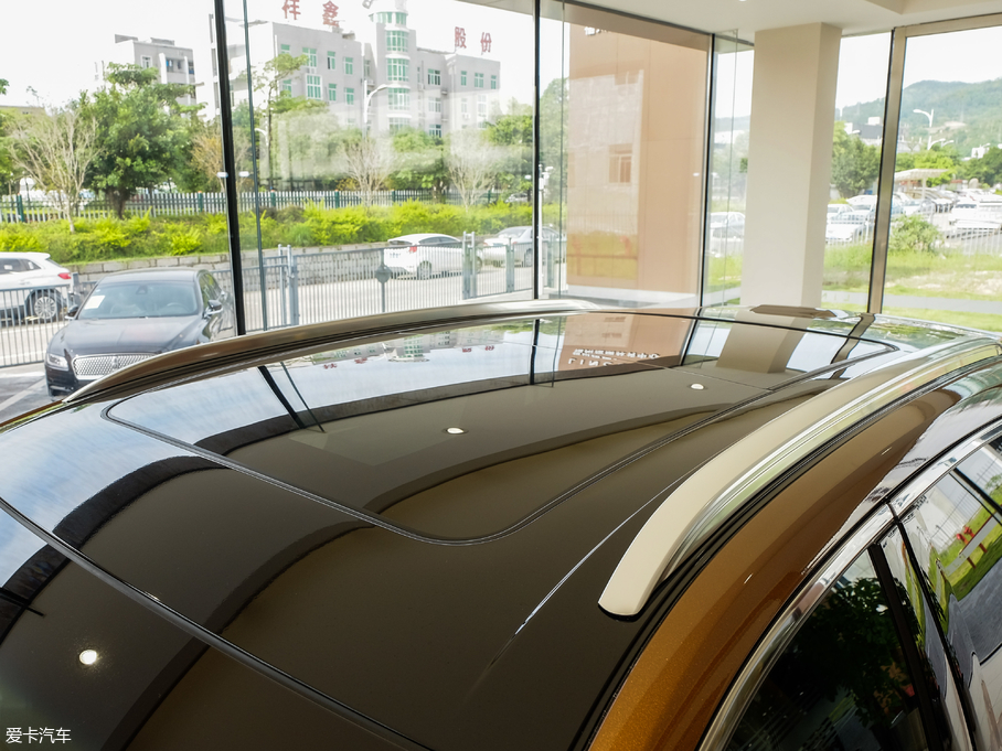 2017ֿMKX 2.7T 򌿂y