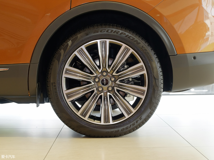 2017ֿMKX 2.7T 򌿂y