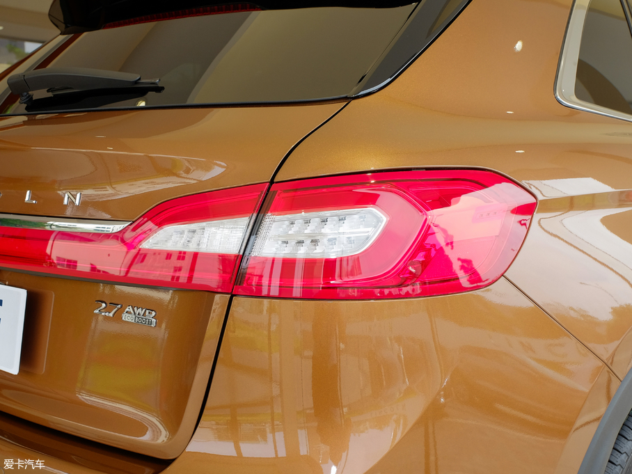 2017ֿMKX 2.7T 򌿂y