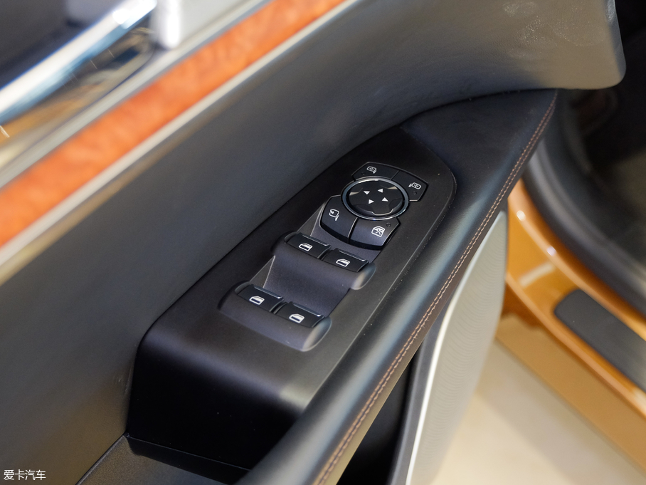 2017ֿMKX 2.7T (q)y(tng)