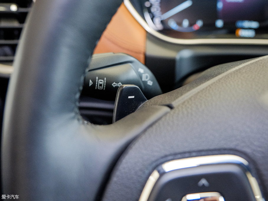 2017ֿMKX 2.7T 򌿂y