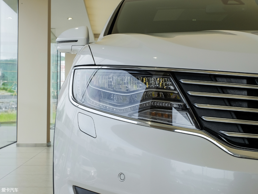 2017ֿMKX 2.7T (q)ҫ