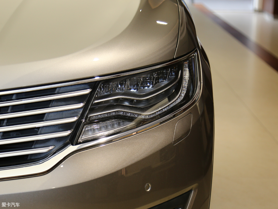 2017ֿMKX 2.7T (q)ҫ