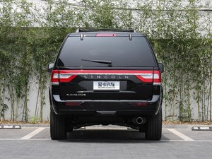 2017款3.5T AWD 正后	