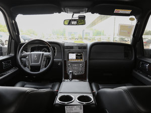 2017款3.5T AWD 内饰全景