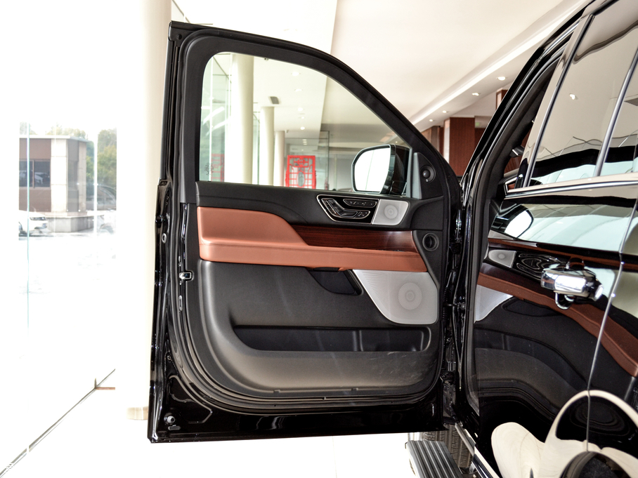 2018I(lng)T 3.5T ҫ (gu)V