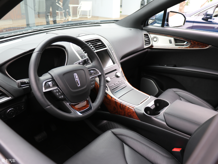 2019 (M) 2.0T  VI