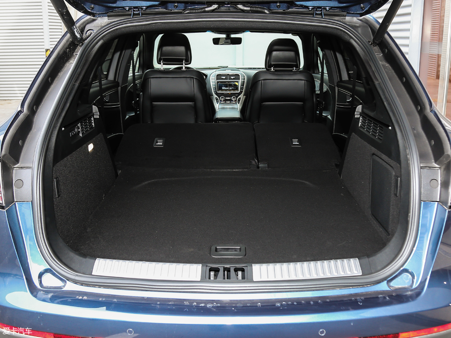 2019 (M) 2.0T  VI