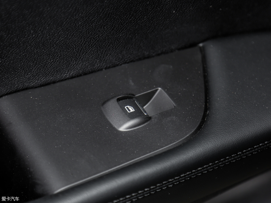 2019 (M) 2.0T  VI