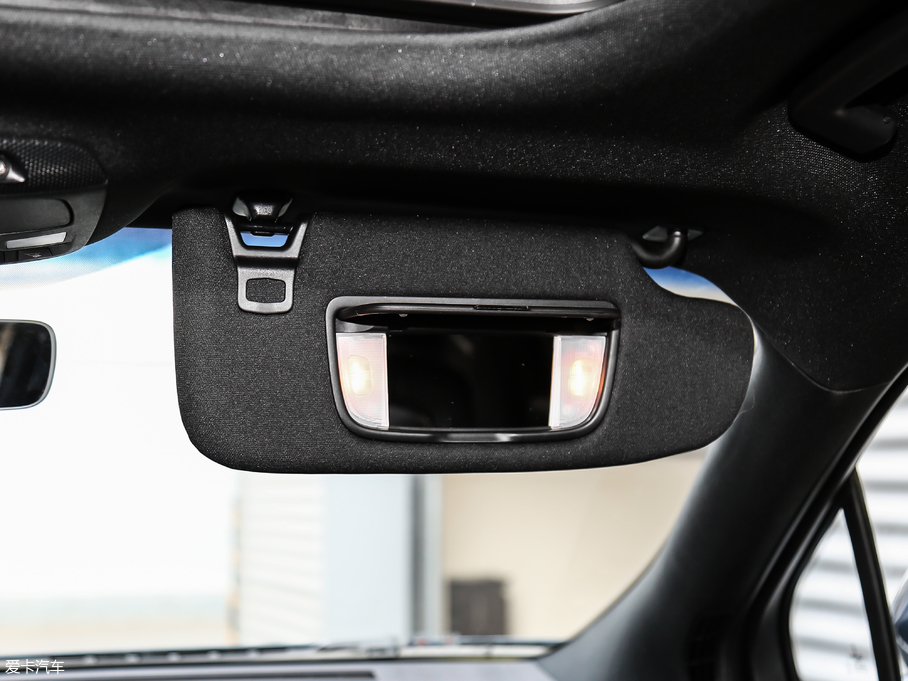 2019 (M) 2.0T  VI