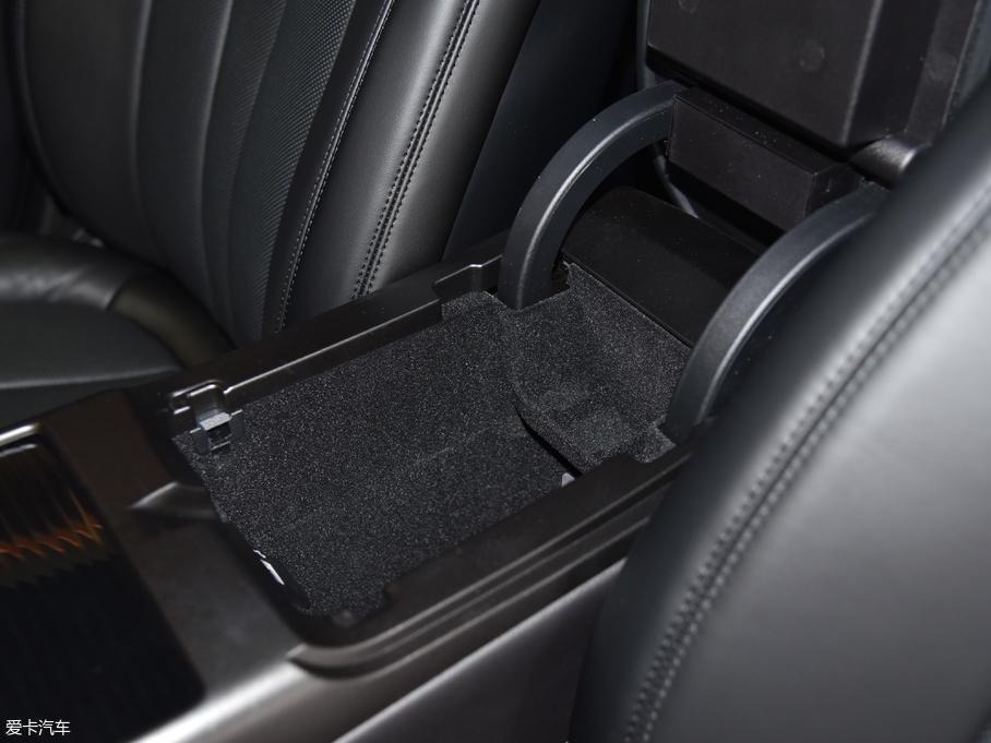 2019 (M) 2.0T Ű VI