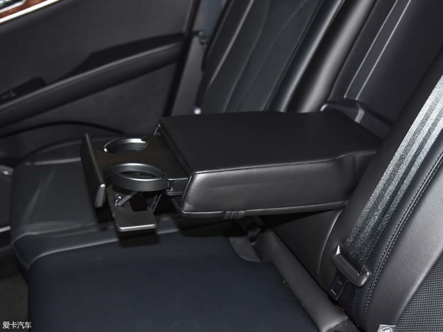 2019 (M) 2.0T (q)Ű VI