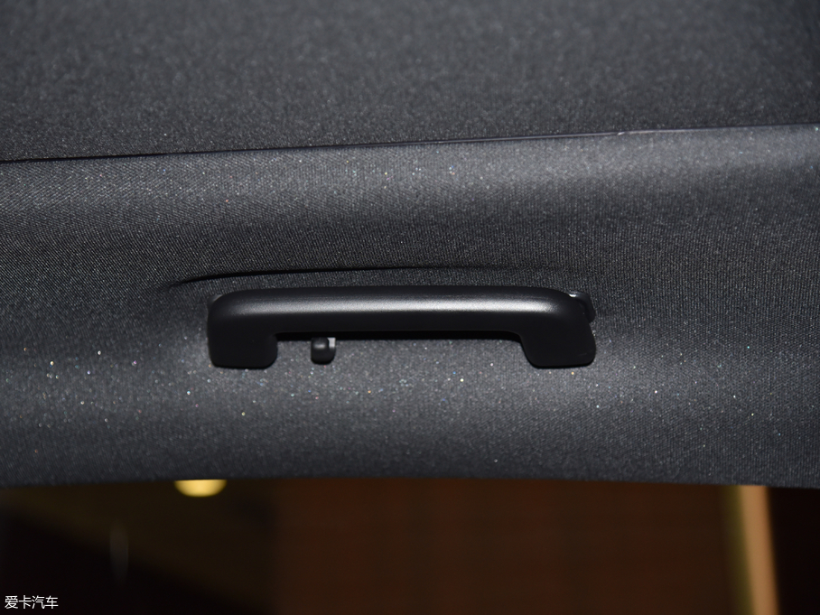 2019 (M(jn)) 2.0T (q)Ű VI