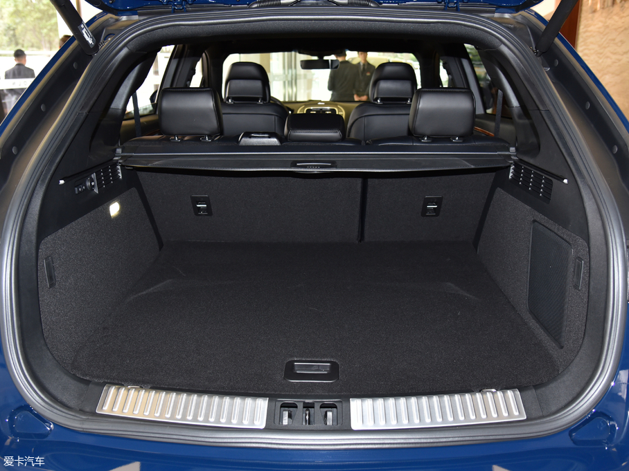 2019 (M(jn)) 2.0T (q)Ű VI