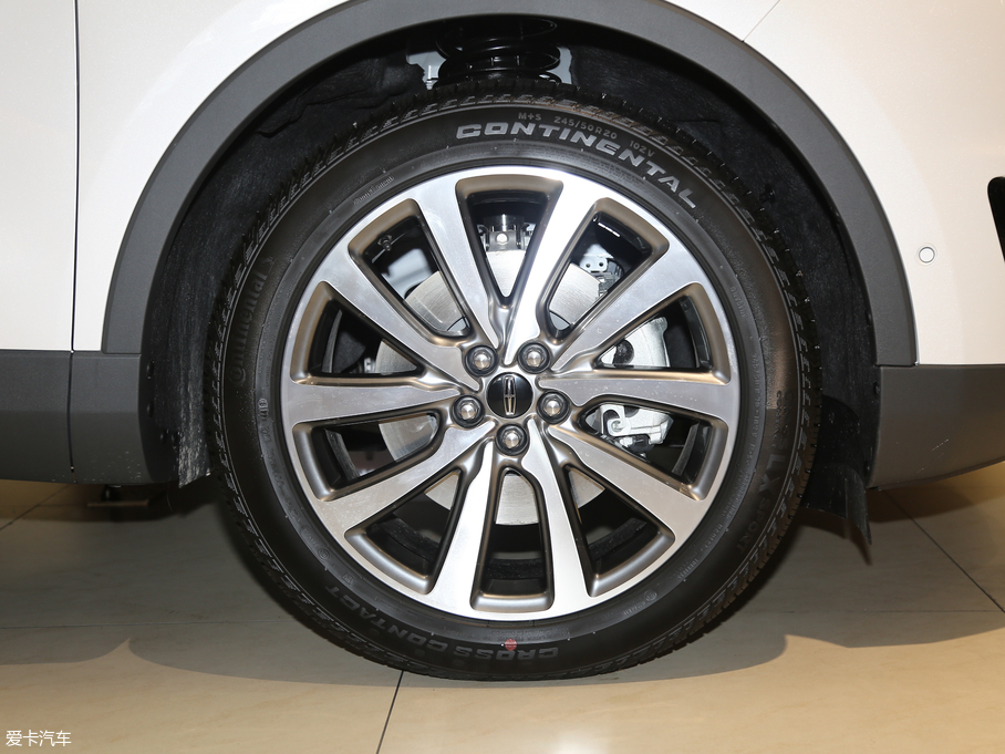 2019 (M) 2.0T Ű V