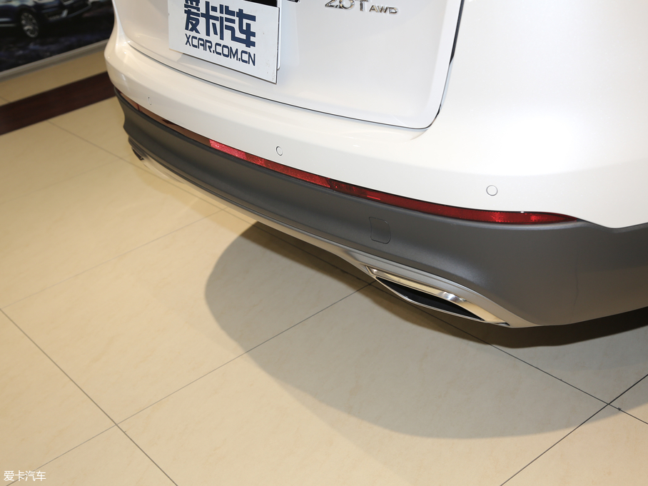 2019 (M) 2.0T Ű V