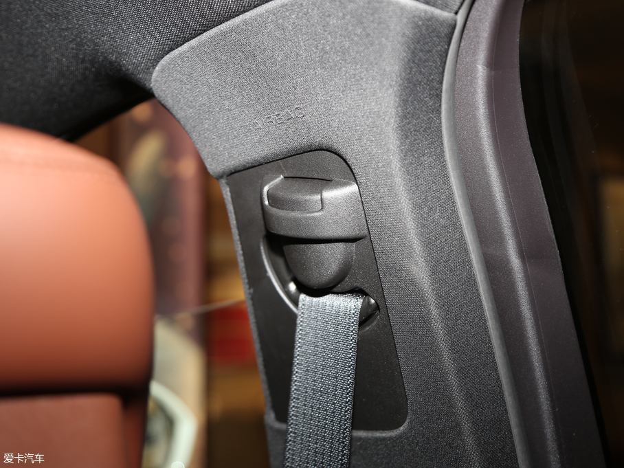 2019 (M) 2.0T (q)Ű V