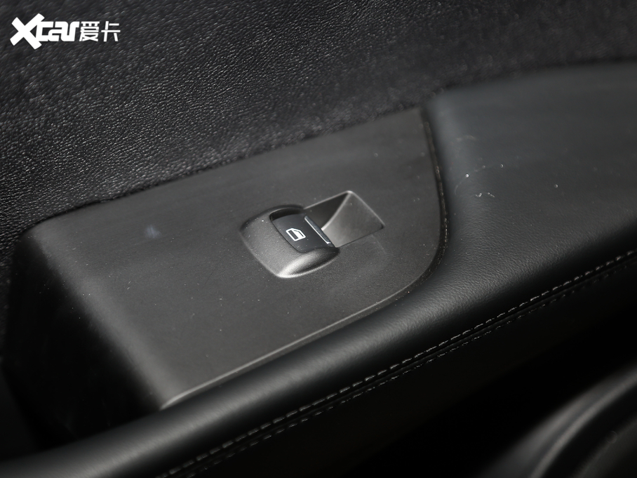 2019 (M) 2.7T ҫ VI