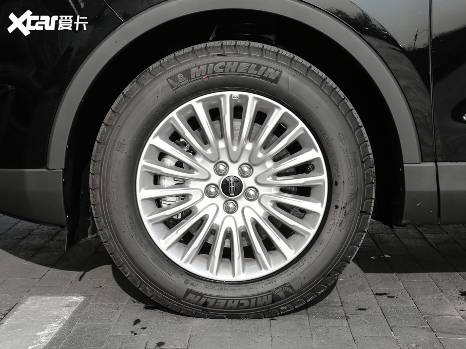 2019����� (�M��) 2.0T ����𐂰� ��VI