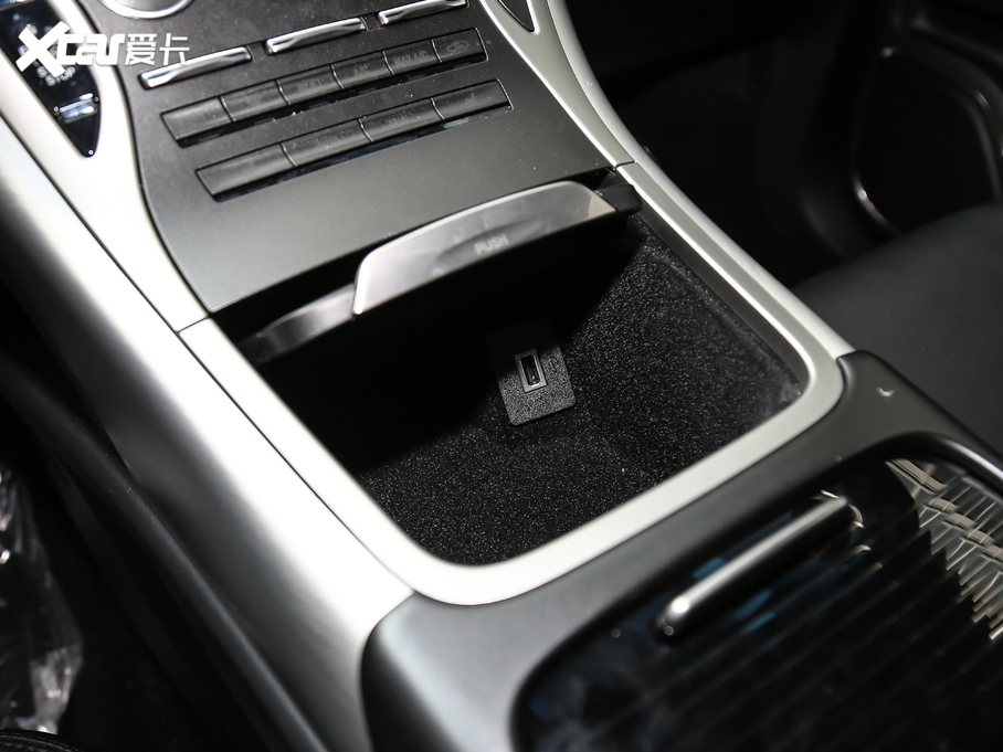 2019����� (�M��) 2.0T ����𐂰� ��VI