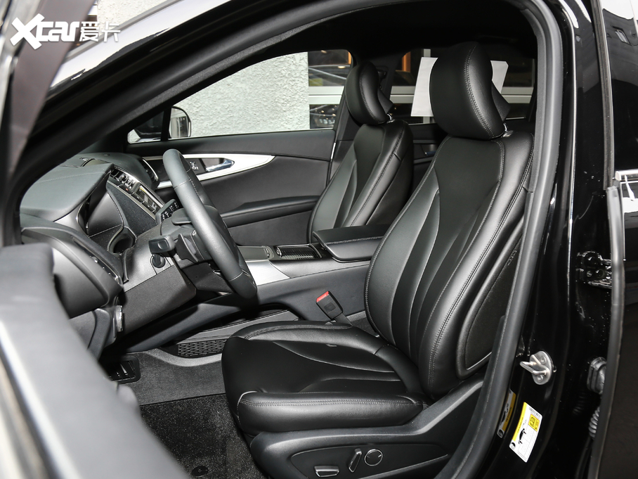 2019 (M) 2.0T 𐂰 VI