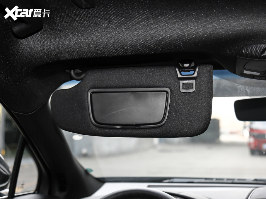 2019 (M) 2.0T (q)𐂰 VI