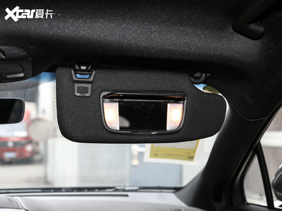 2019 (M) 2.0T 𐂰 VI