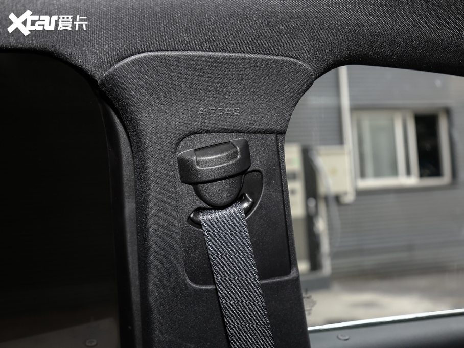 2019 (M) 2.0T 𐂰 VI