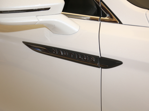 20192.0T (q)Ű V (x)(ji)^