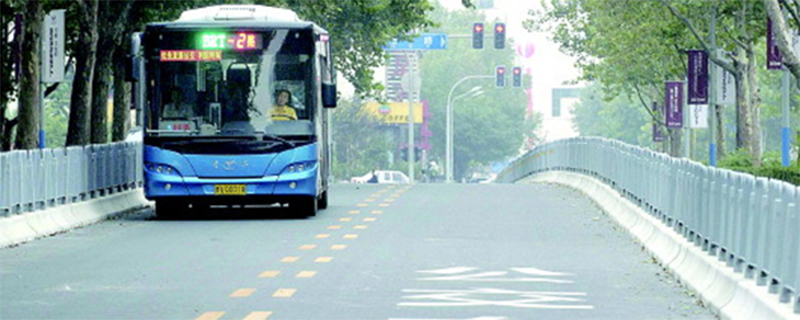 北京公交车专用道时间？