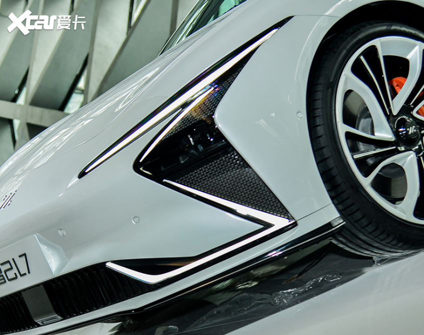 智己 L7 上汽集團 阿里巴巴 智能 電動車