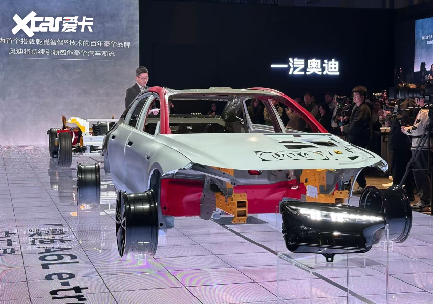 出道即王炸奥迪A6Le-tron硬刚豪华纯电(图3)