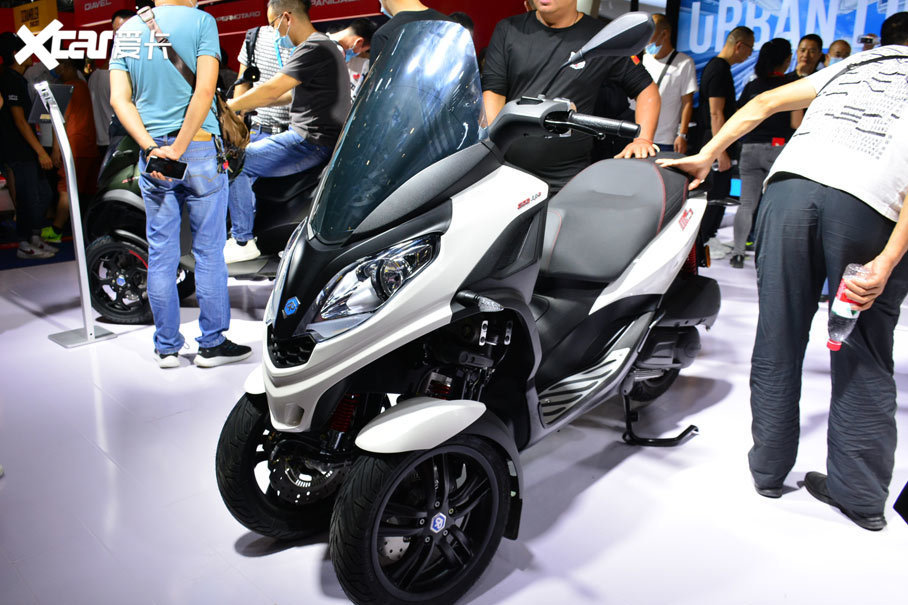 hpeǽǲƷܼߵĹؼʣűڷоɹHigh Performance EngineܷhpeװVespa 300ͺ󣬼ڵMP3ϵӦ˸÷44ŵˮṹ19.3 kW26.2/7750rpm...