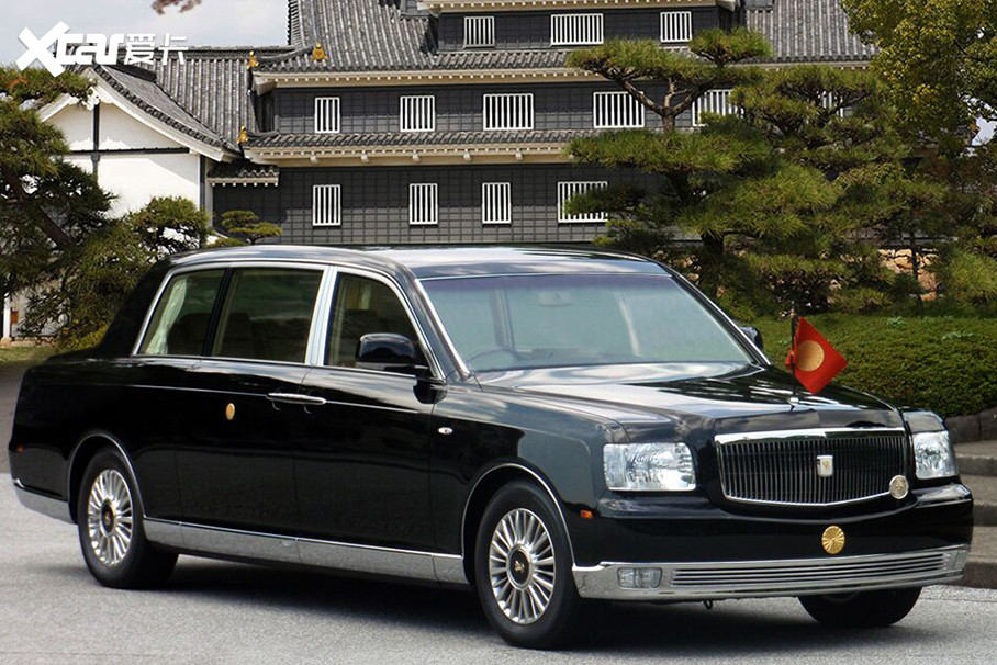 2006年,丰田推出了世纪皇家版(royal,专供包括天皇在内的日本皇室